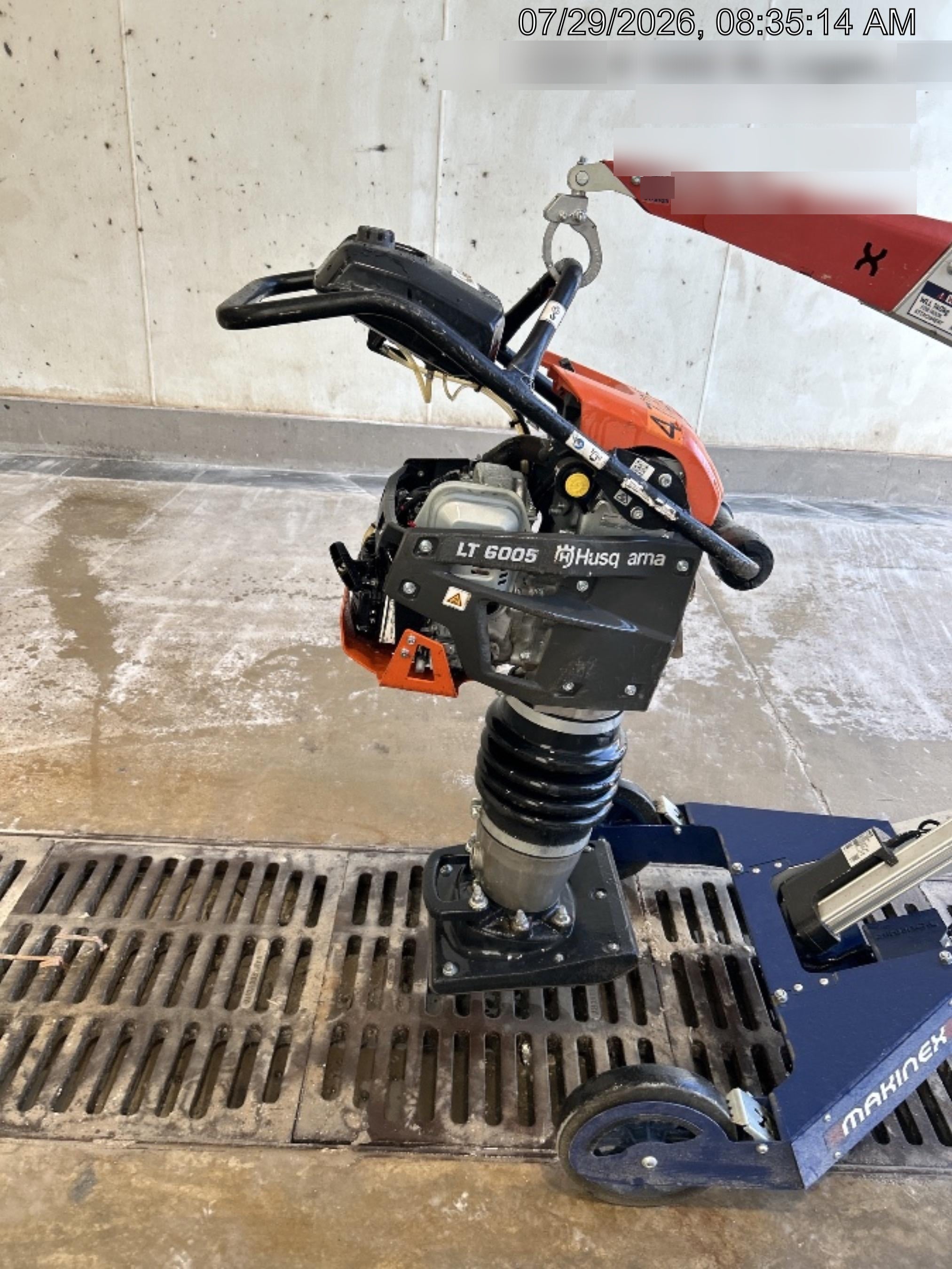 2024 HUSQVARNA LT6005