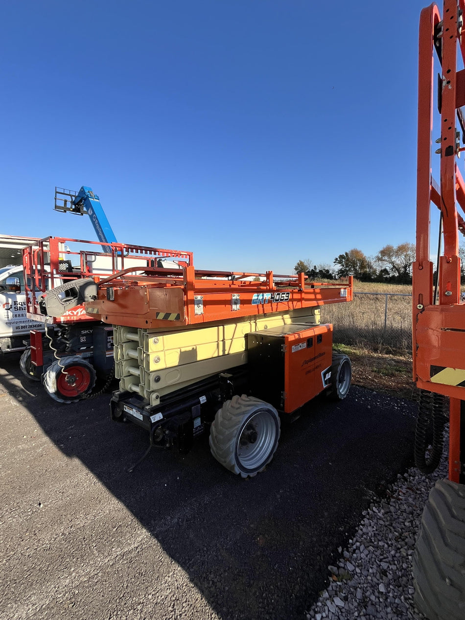 2021 JLG ERT4069