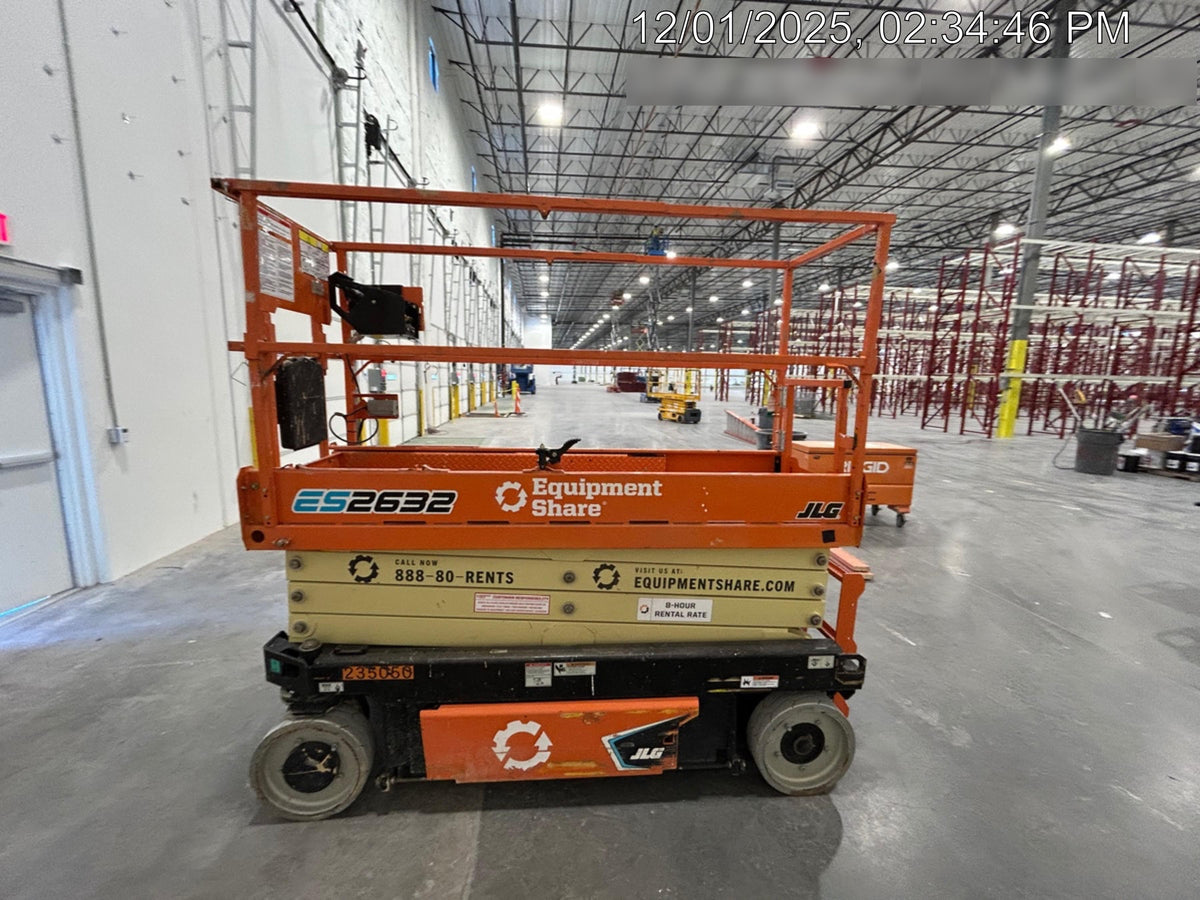 2022 JLG ES2632