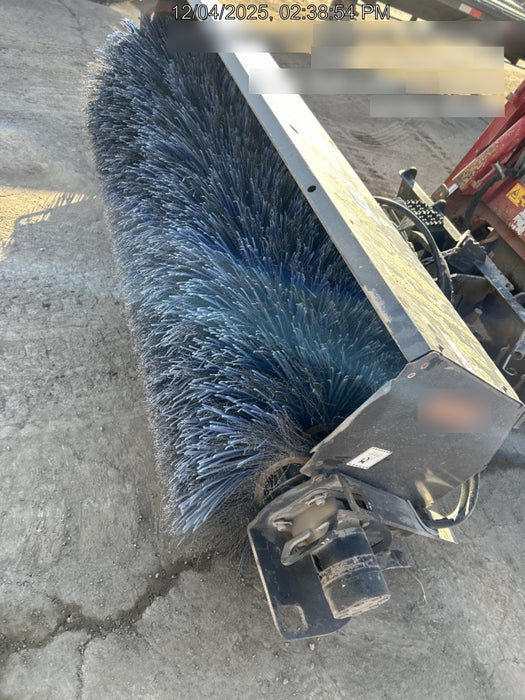 2019 PALADIN Sweepster SB72