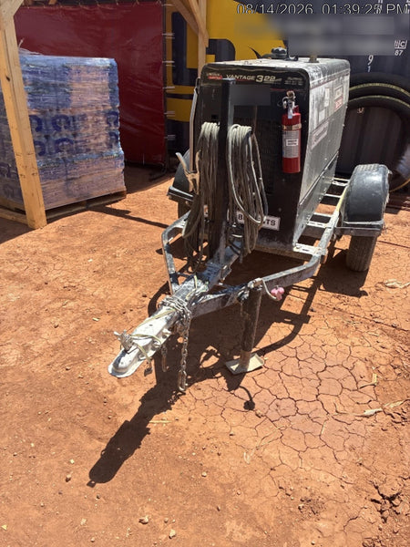 2019 Lincoln Electric Vantage 322 Welder Ready-Pak 3, Two wheel trailer, Fender and Light kit, Cable Rack