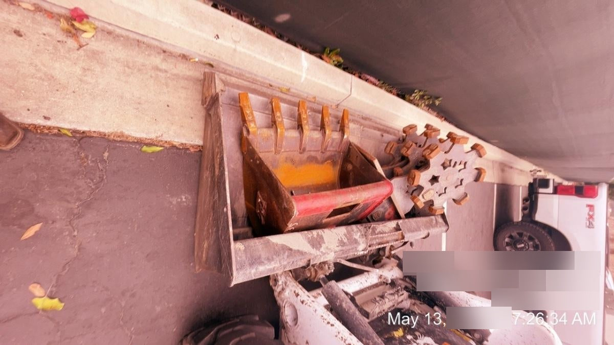 2021 DOOSAN 30" Bucket - Doosan