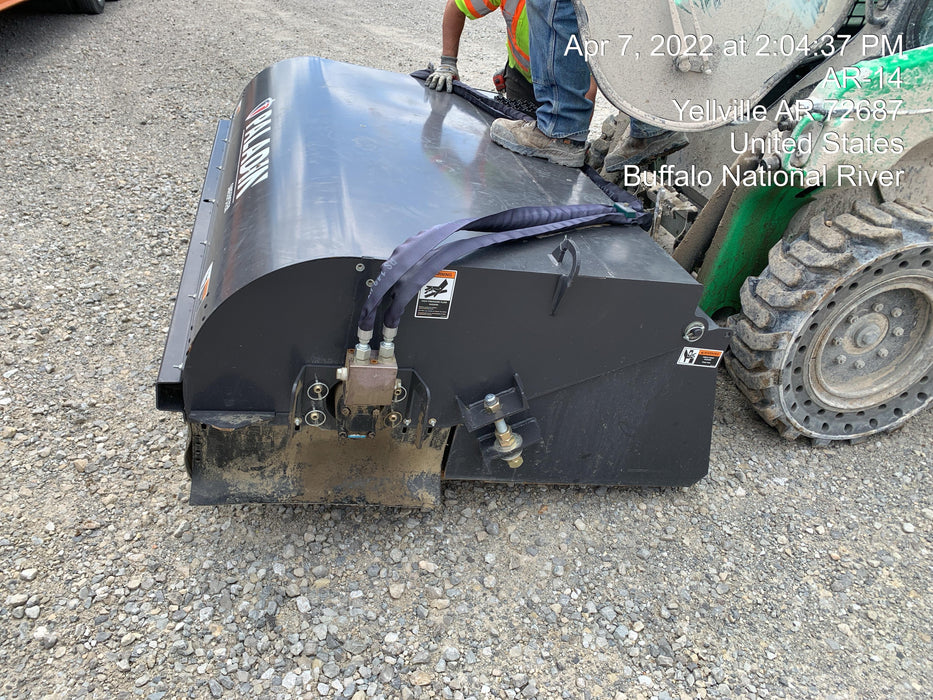 2021 PALADIN Sweepster SB72