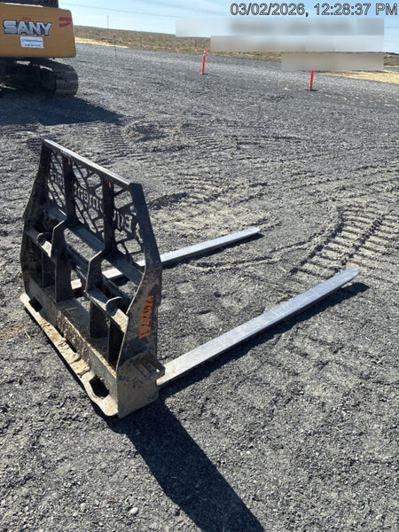 2020 PALADIN 48" Pallet Forks - Paladin