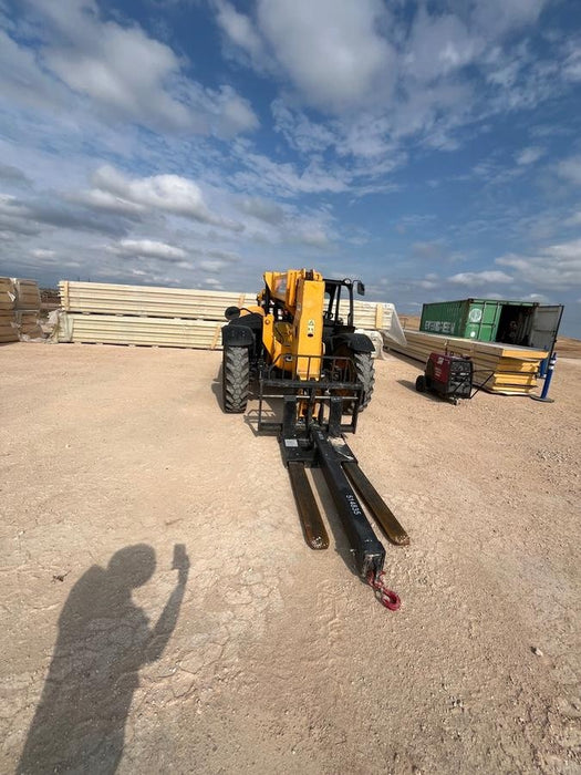 2019 JCB 506-36 Canopy, 74 HP, Foam Filled Tires, STD Worklight, Beacon, Aux Hydraulics, Lifting Eye, Back up Alarm w/48" Carriage/48" Forks