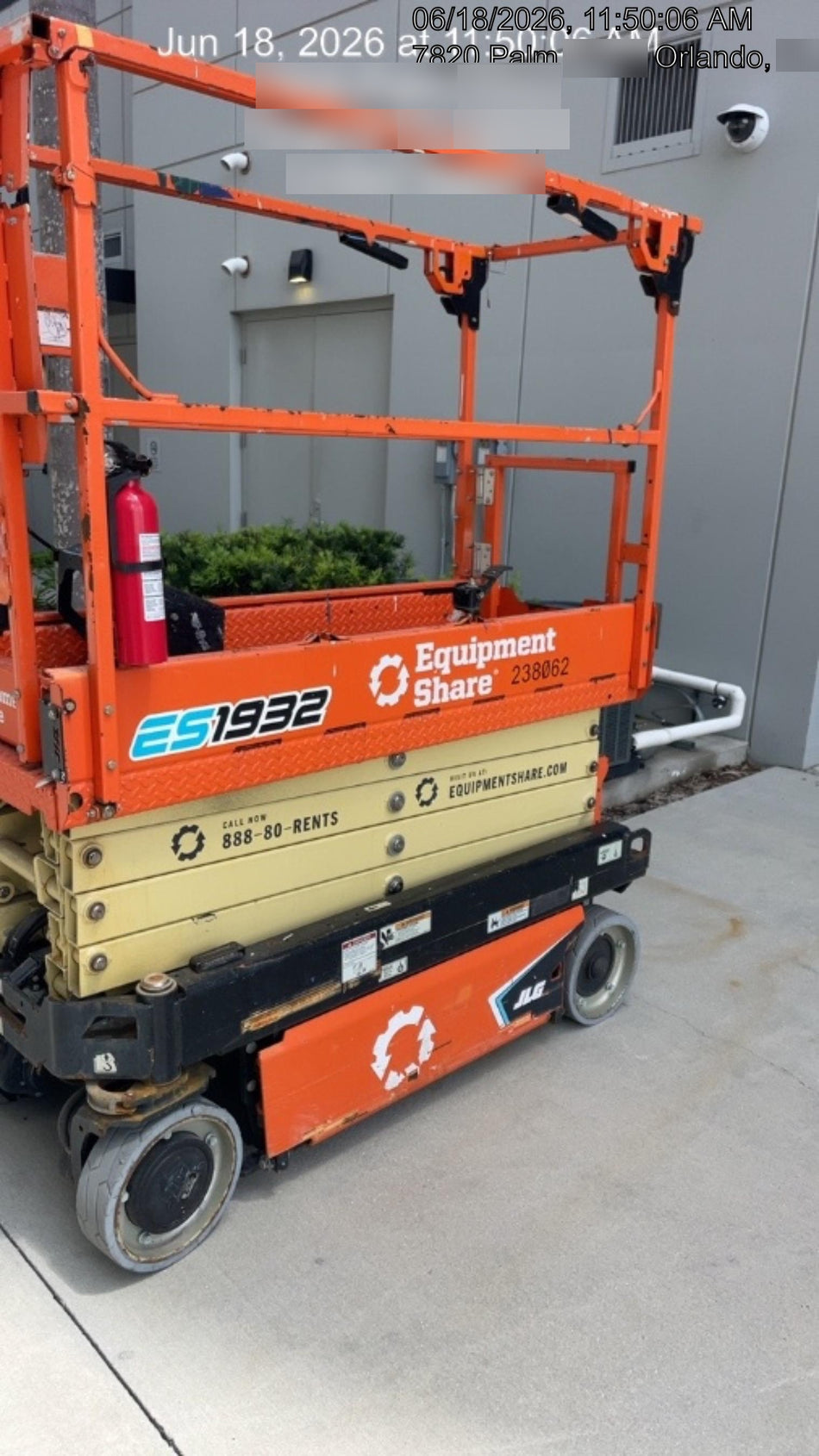 2022 JLG ES1932