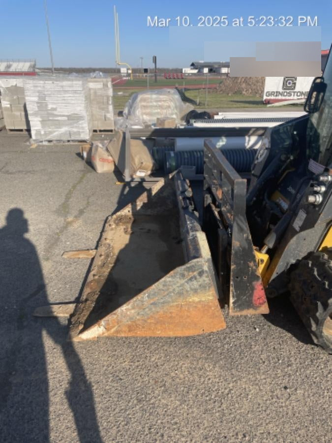 2022 ARROW MATERIAL HANDLING 72" Pallet Forks - Arrow