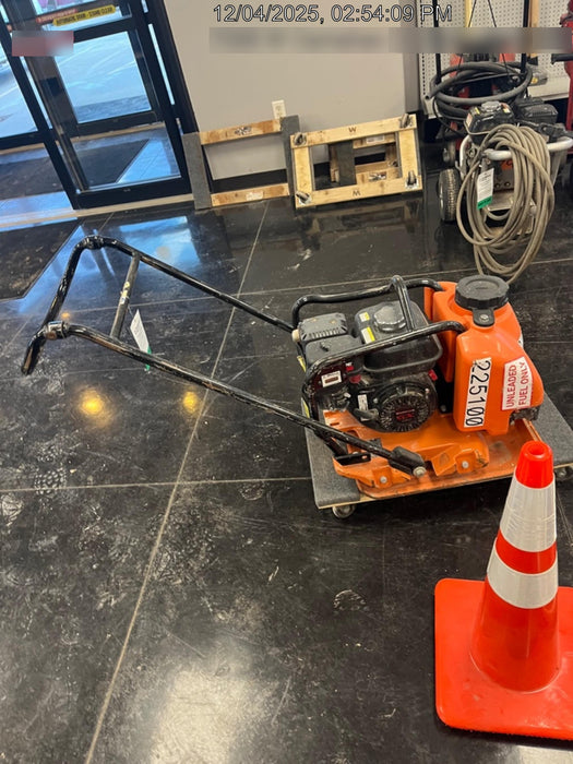 2022 Multiquip MVC88VTHW Plate Compactor, 20", w/Water Tank, Honda GX160