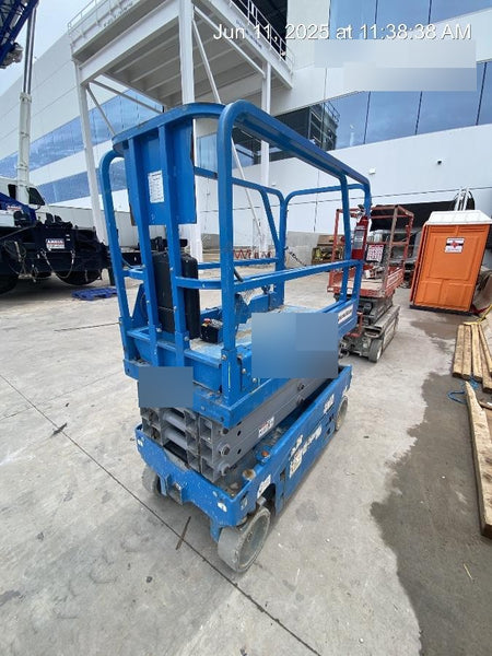 2019 Genie GS-1930 Fixed rails with chain Entry