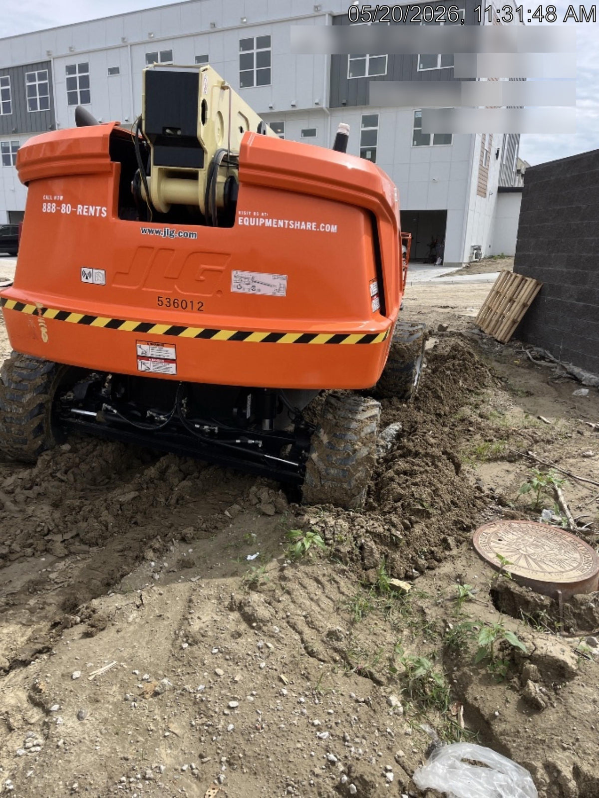 2025 JLG 660SJ