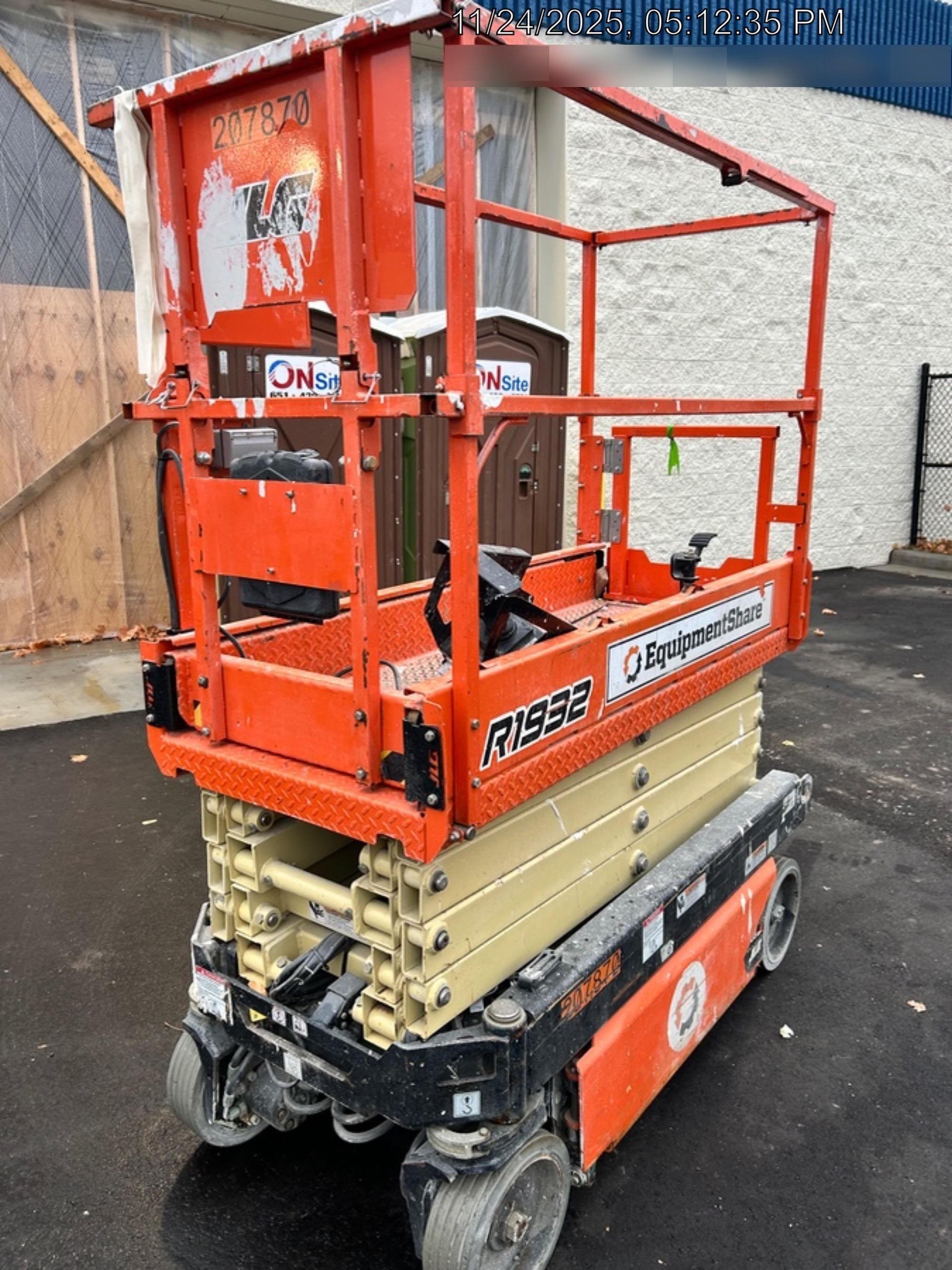 2022 JLG R1932
