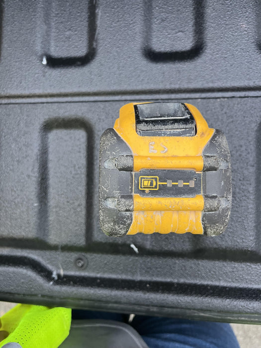 2021 DEWALT DCH614X2