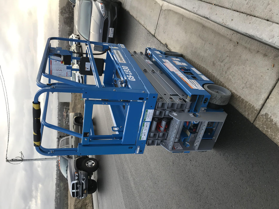 2019 Genie GS-1930 Half Height Swing Gate, 800W Inverter