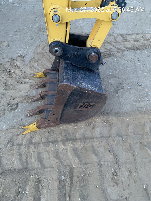 2021 DOOSAN 30" Bucket - Doosan