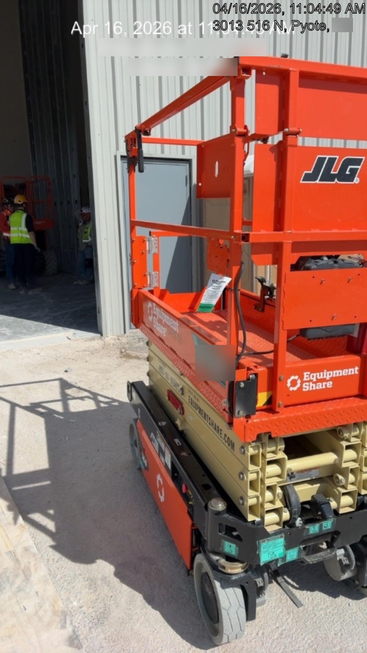 2025 JLG ES1932