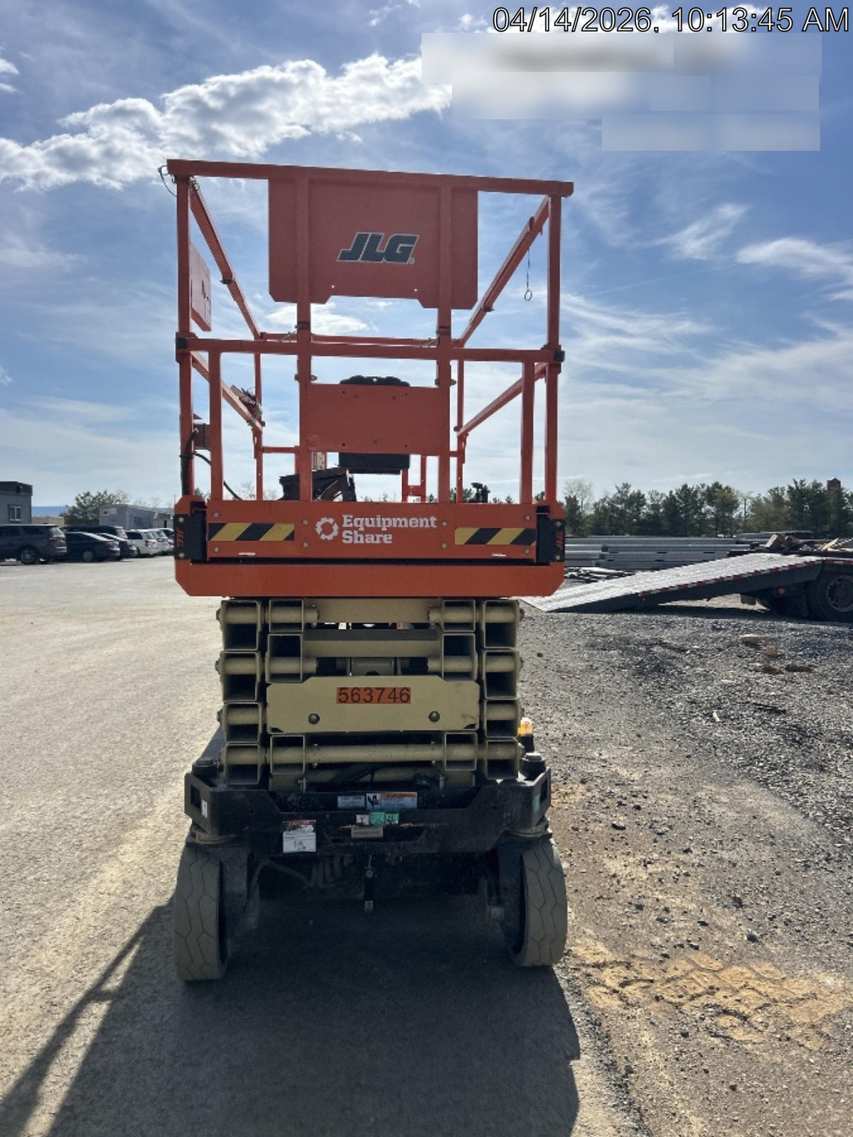 2025 JLG ES3246