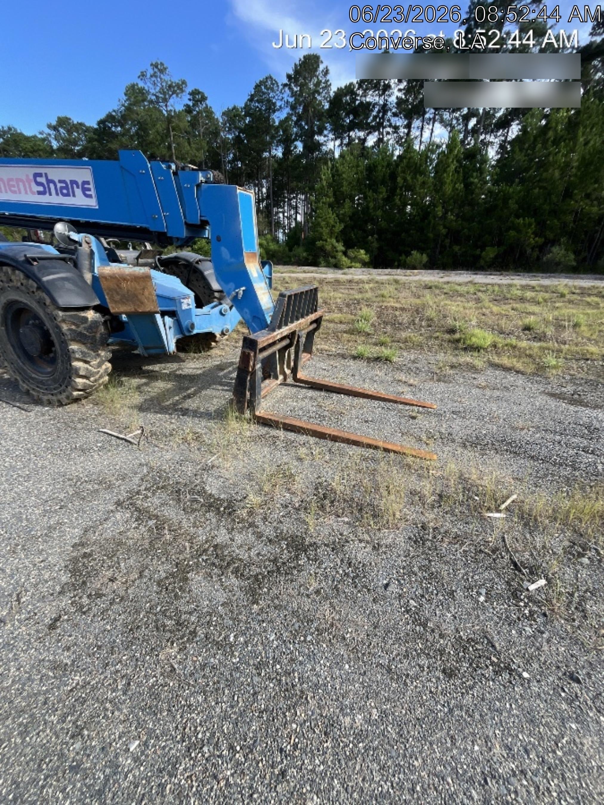 2017 Genie GTH-1056 Genie GTH1056, Solid Tires, 60" carriage, Open ROPS