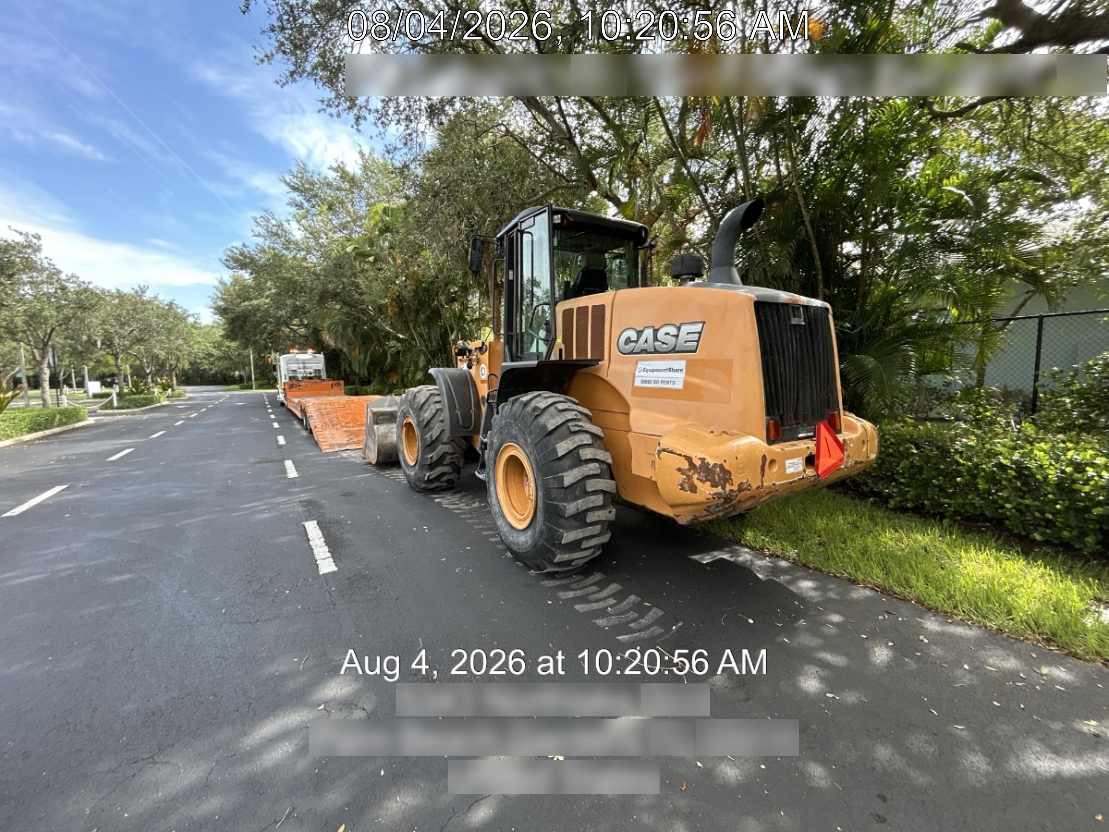 2016 Case 821F CLOSED CAB, JRB 418 STYLE HYD COUPLER