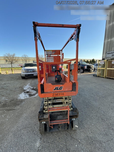 2022 JLG ES1932