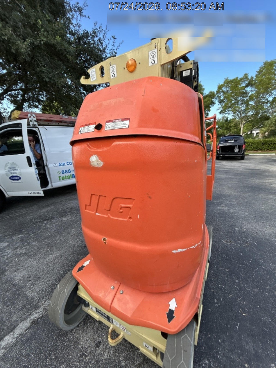 2022 JLG 26E