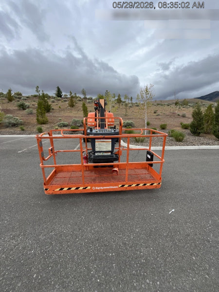 2022 JLG 660SJ