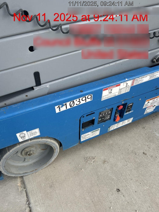 2020 Genie GS-3232 Standard, Folding half height swing gate, 800W Inverter