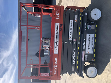 2021 SKYJACK SJ4732