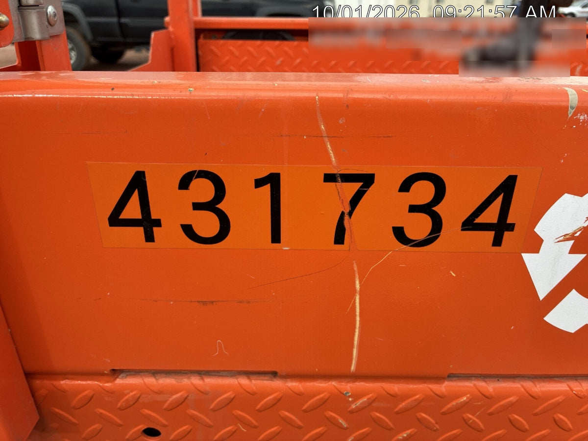 2024 JLG ES1932