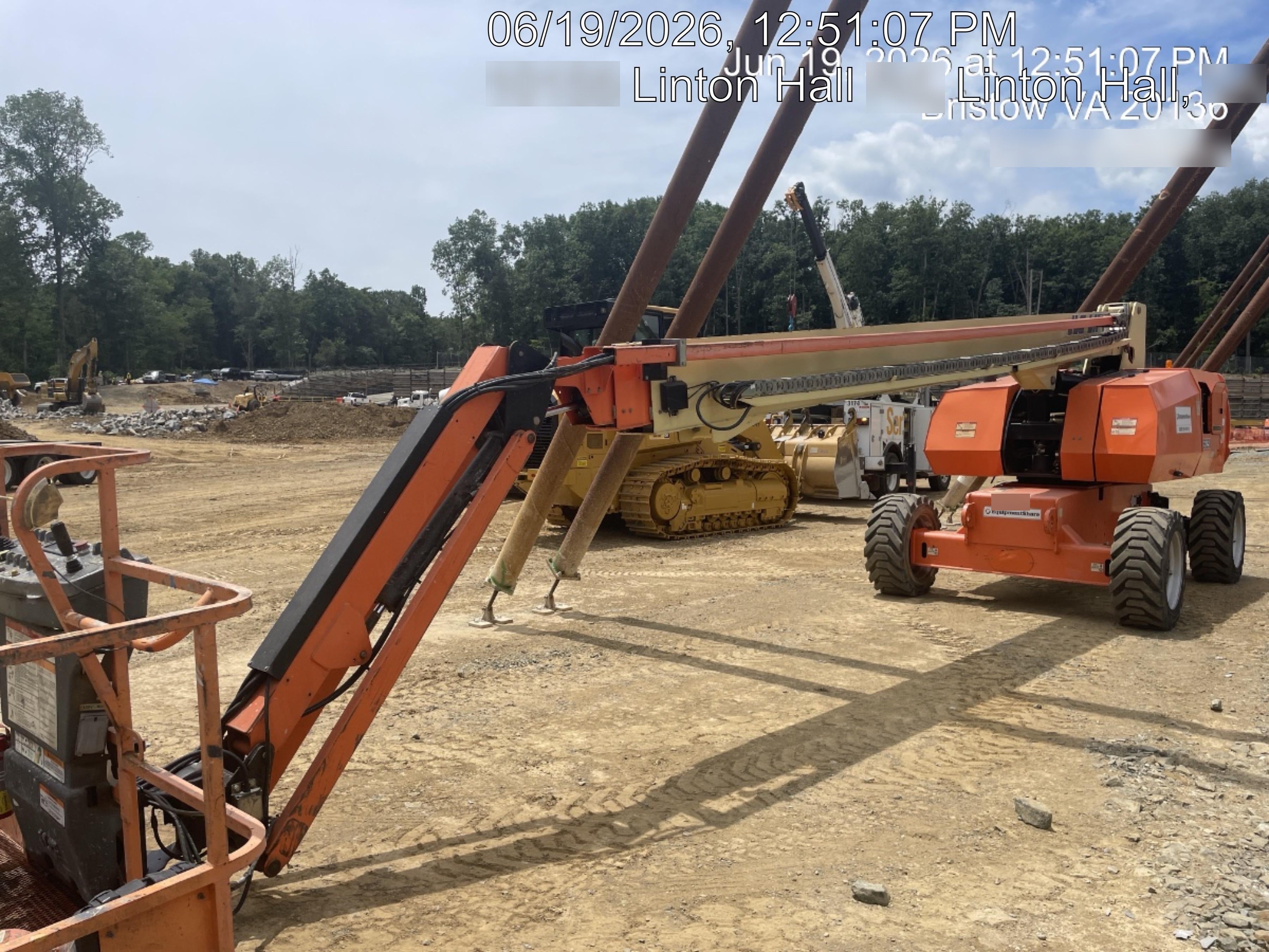 2019 JLG 860SJ