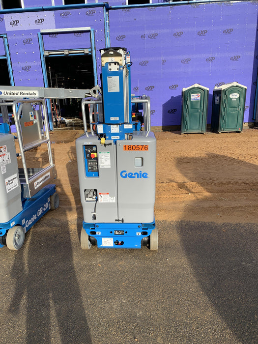 2021 GENIE GR-20