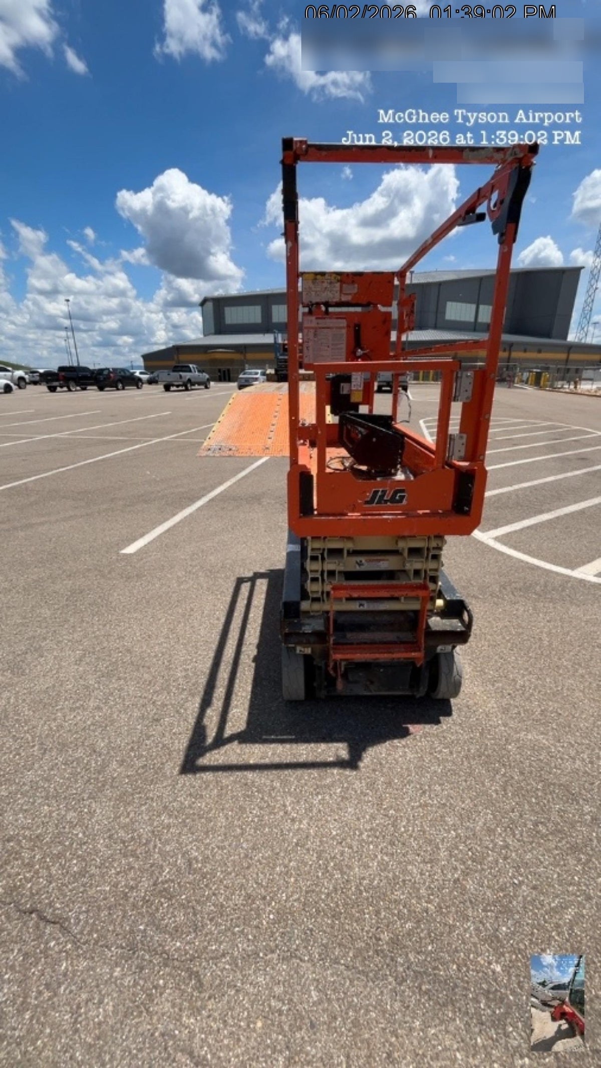 2022 JLG ES1932