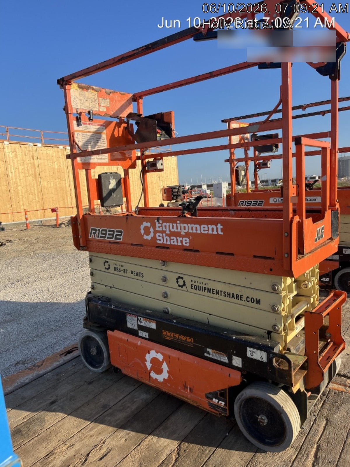 2022 JLG R1932