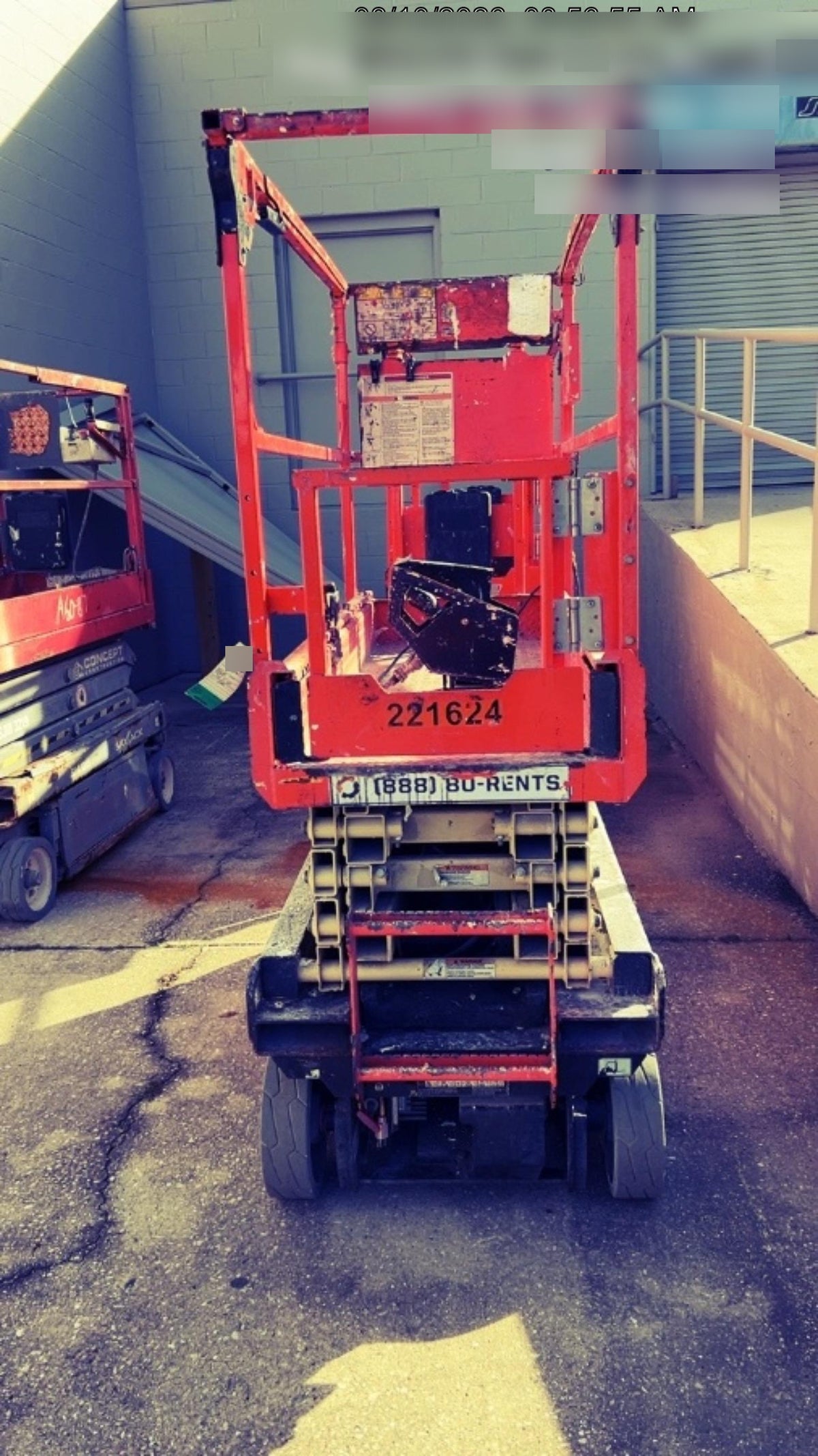 2022 JLG ES1932