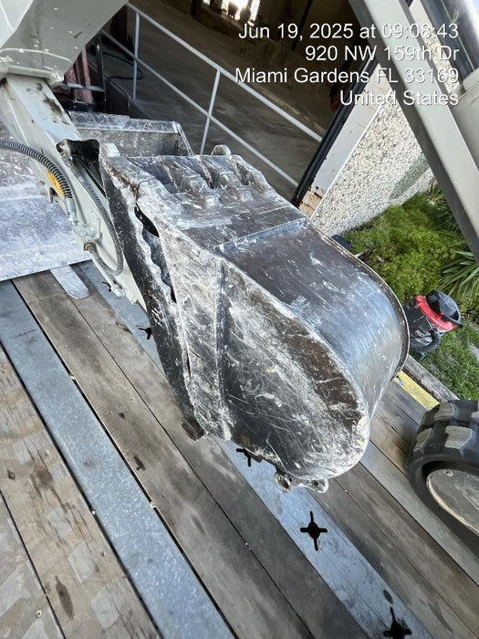 2024 SOLESBEE 18" Bucket - Solesbee