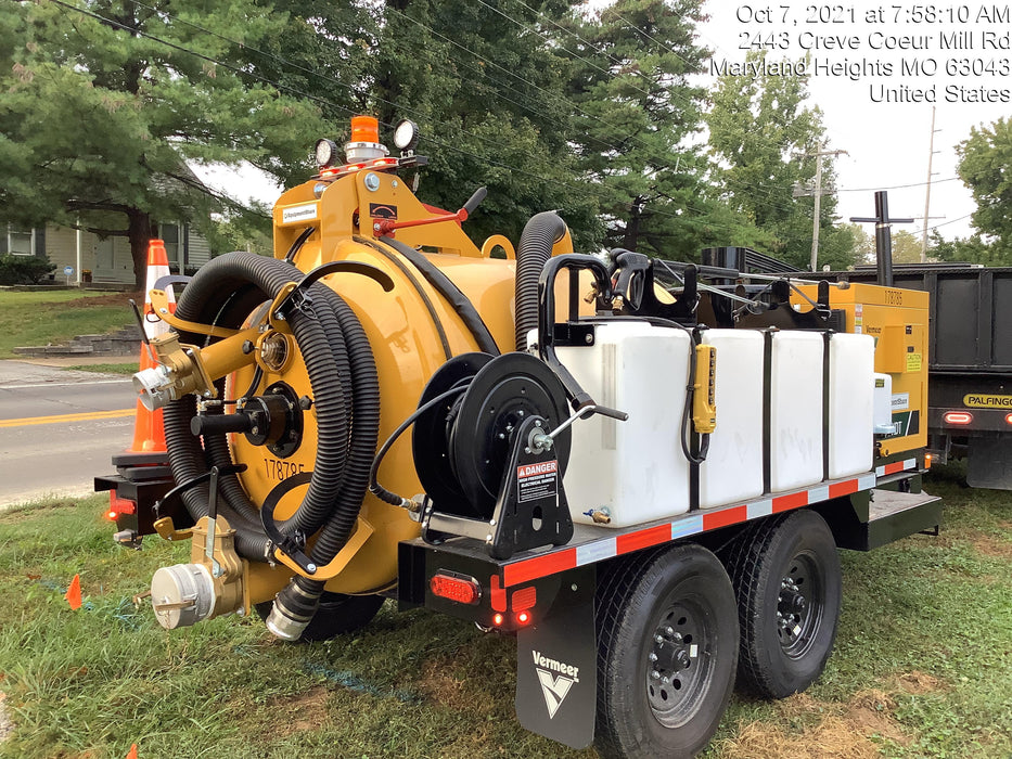 2021 VAC-TRON LP573XDT