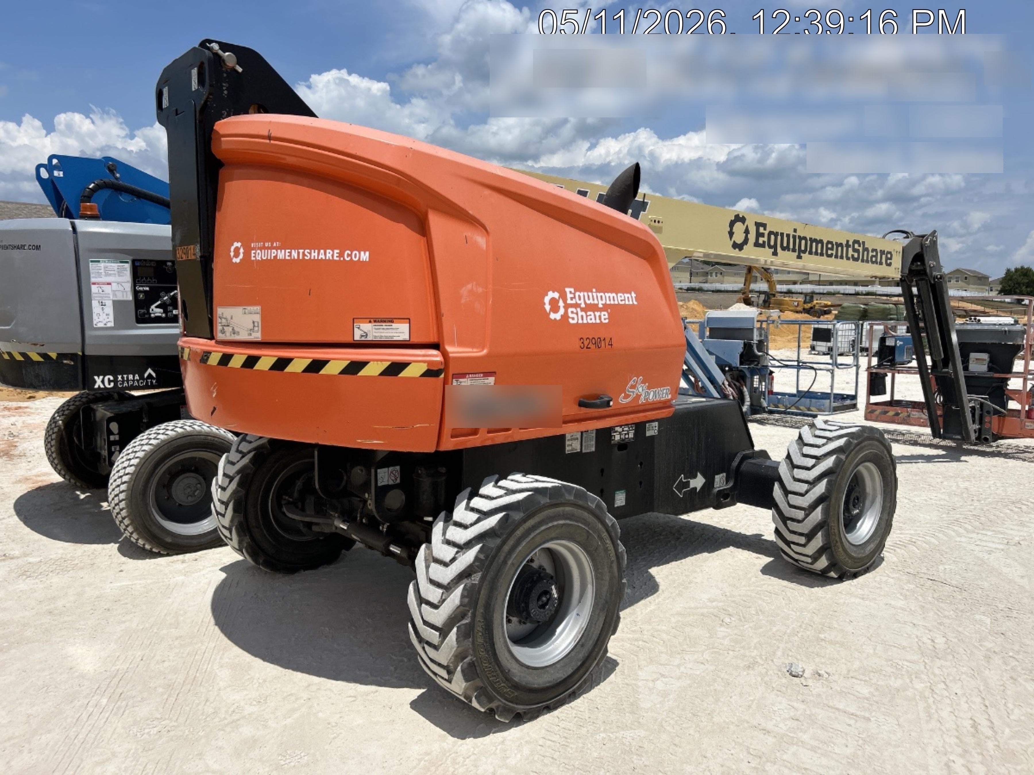 2023 JLG 460SJ