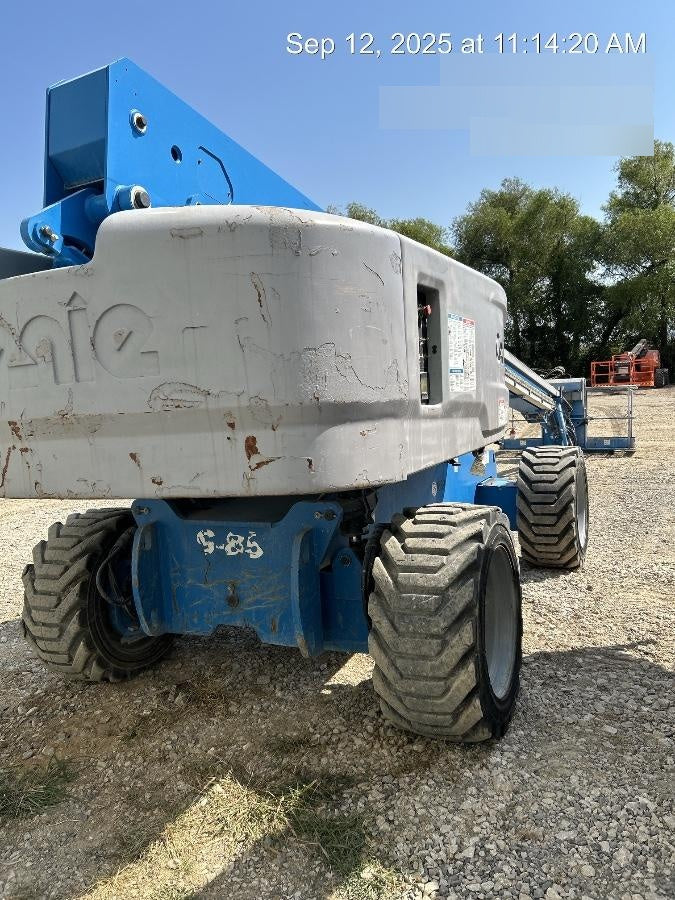 2016 GENIE S-85