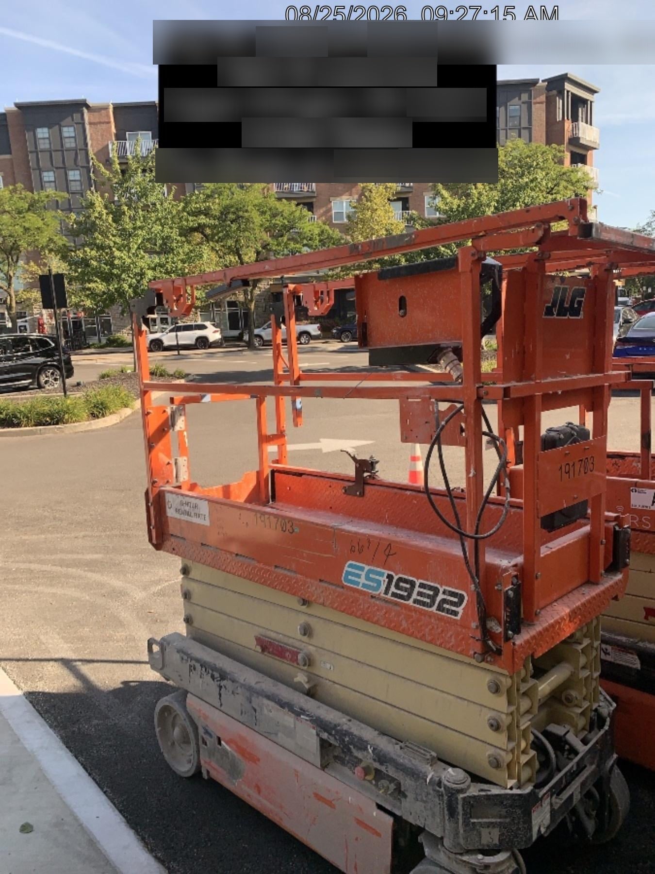 2021 JLG ES1932