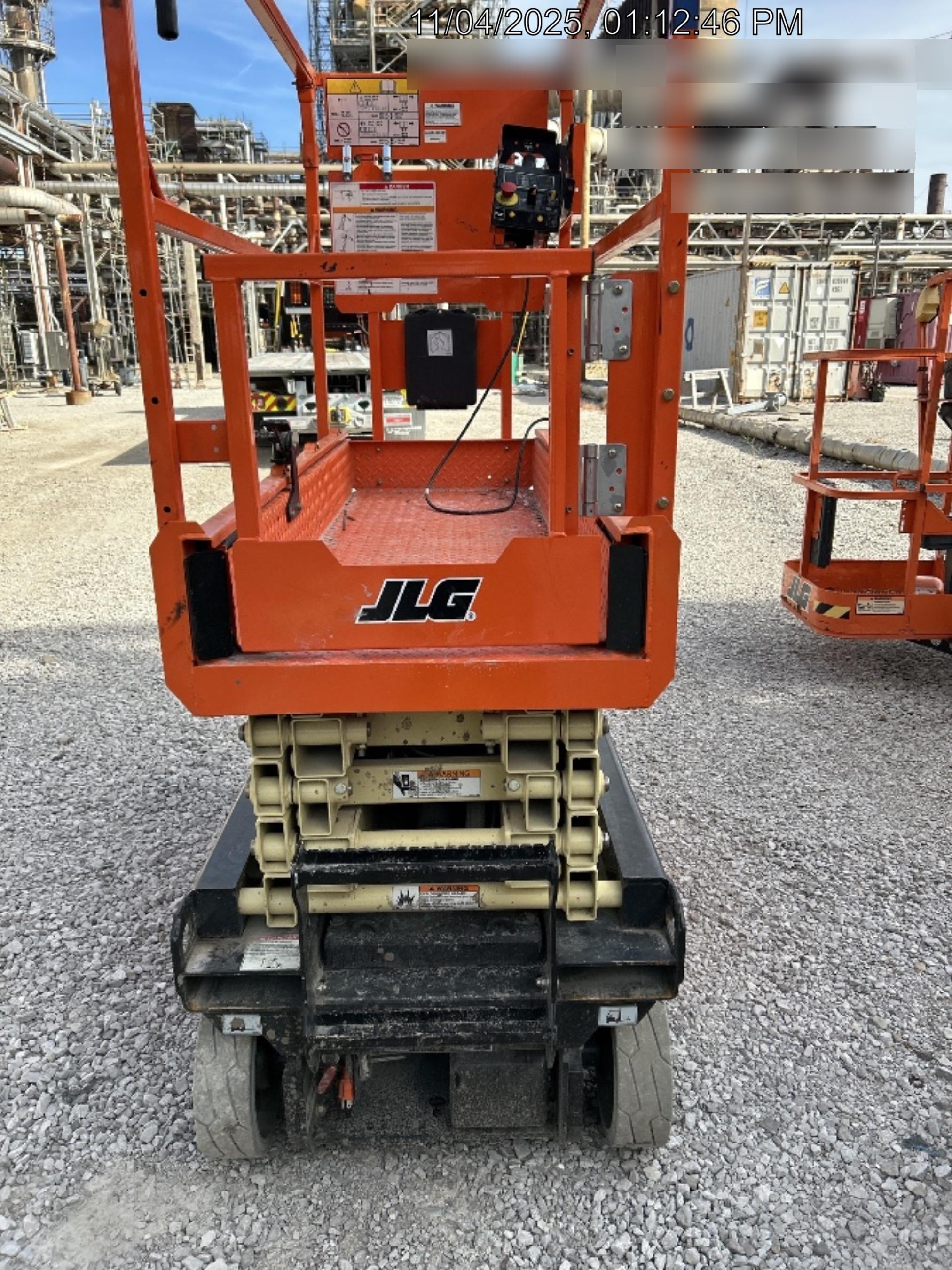2025 JLG ES1932