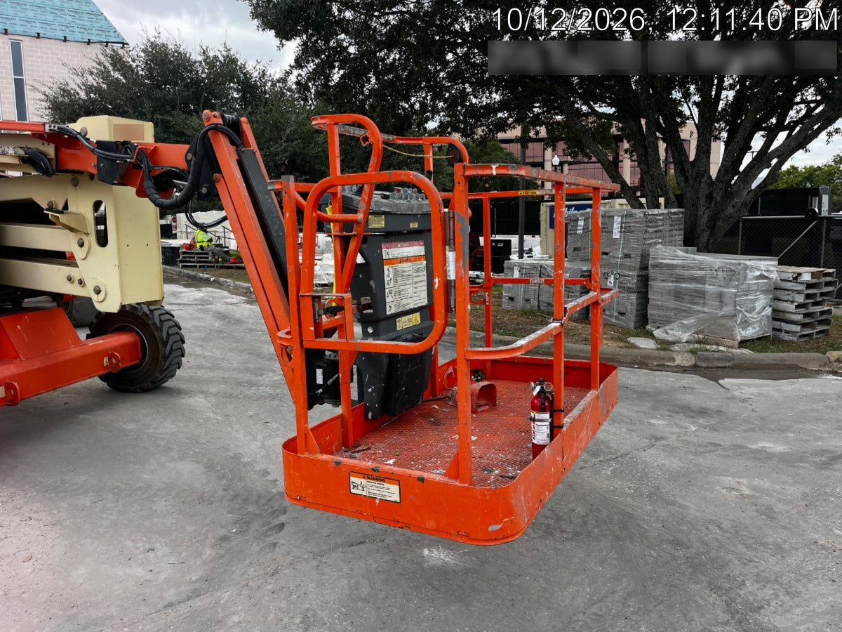 2019 JLG 450AJ