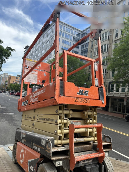 2022 JLG ES1932
