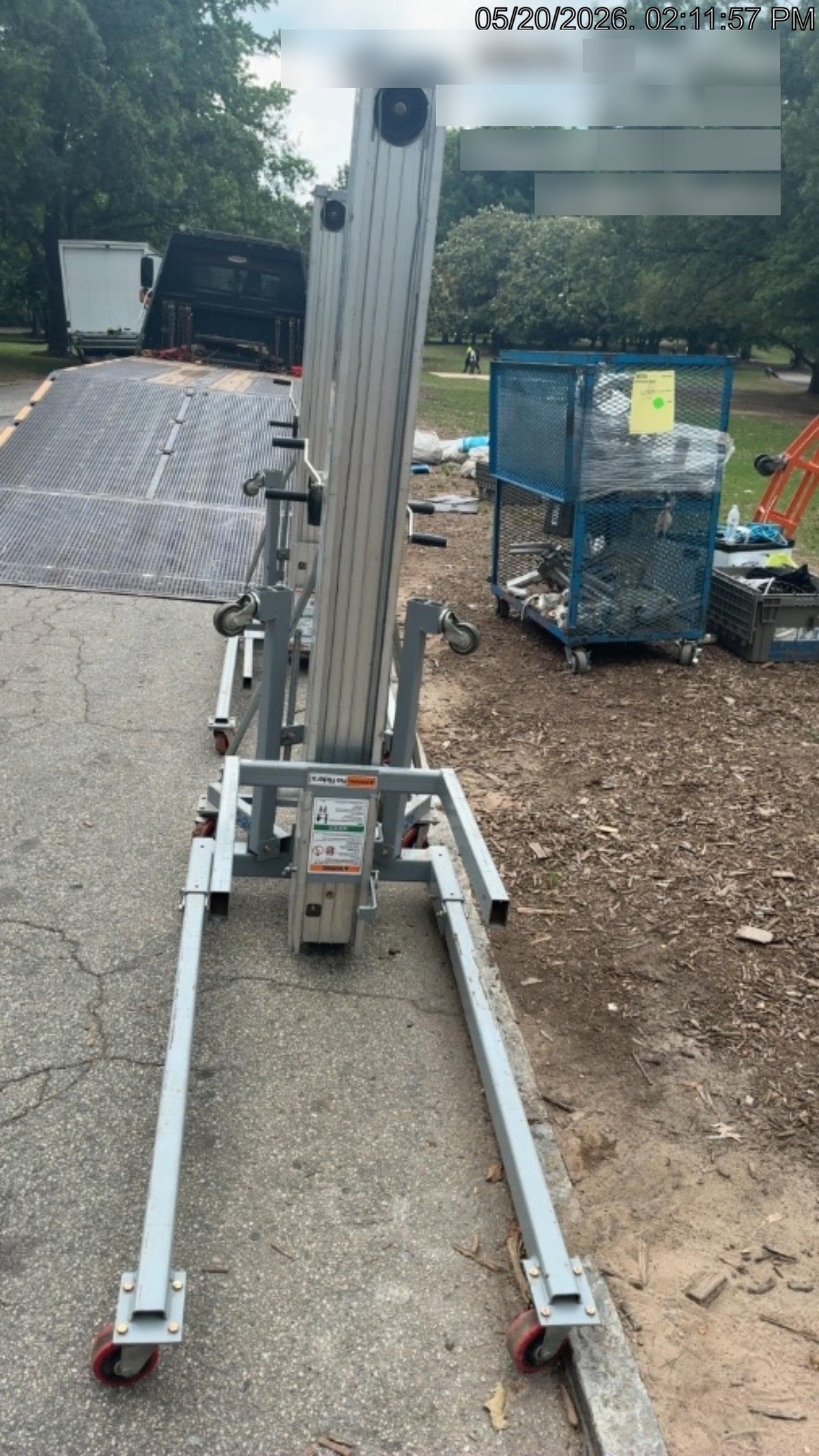 2023 GENIE SLC-24
