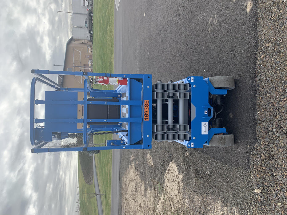 2020 Genie GS-2632 Solid NM Tires, Folding Rails with Half-Height Swing Gate, Beacon, 800W Invertor