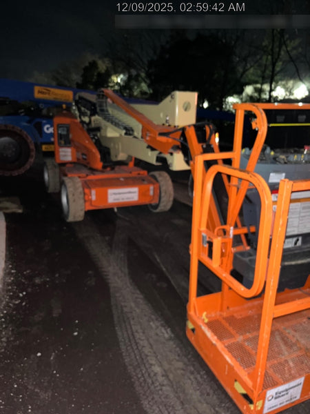 2022 JLG E450AJ