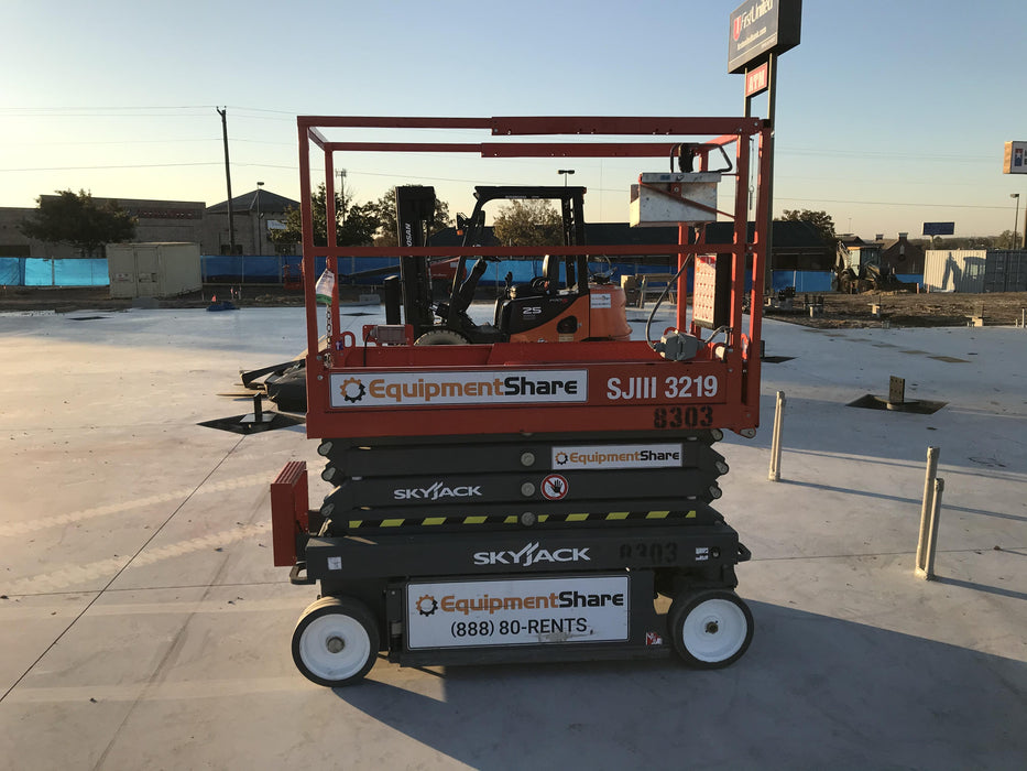 2018 SKYJACK SJIII-3219