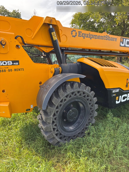 2023 JCB 509-42