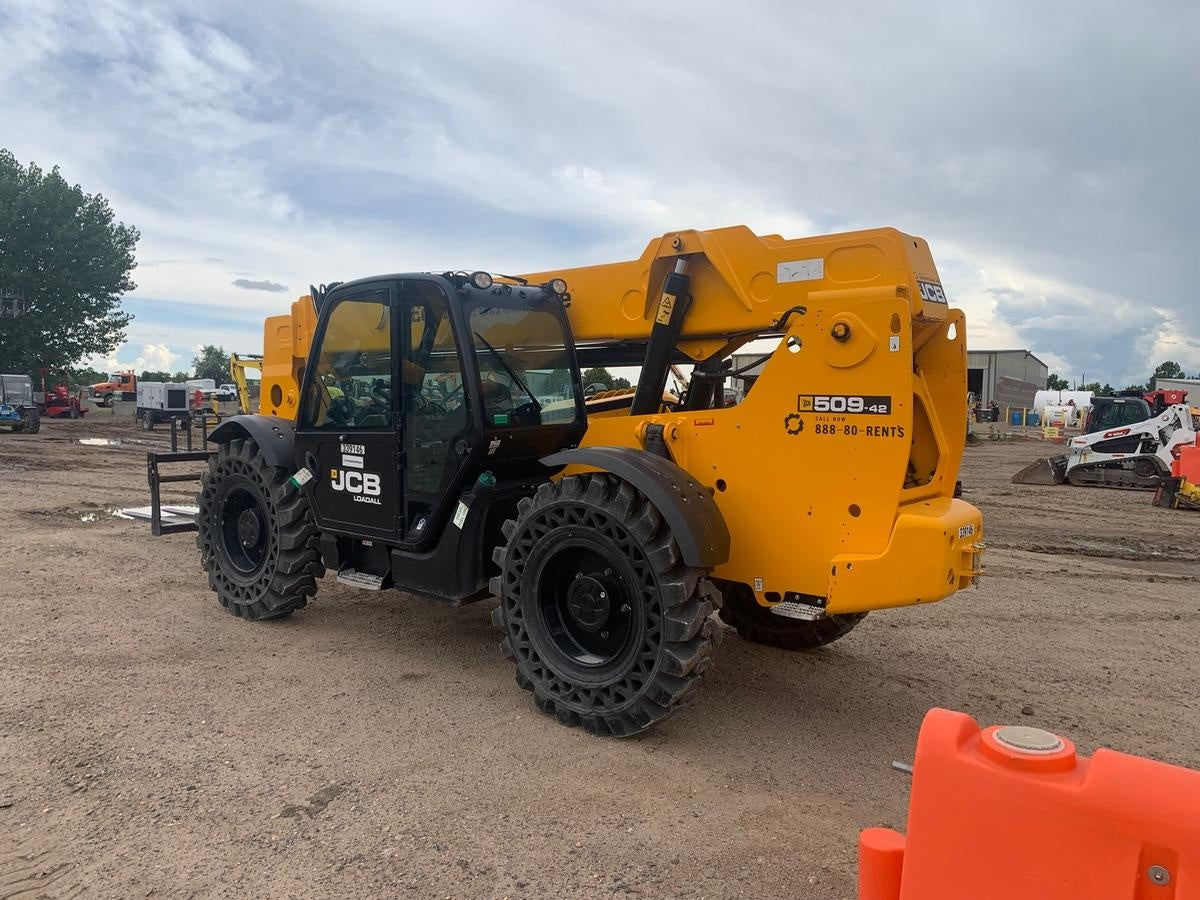 2023 JCB 509-42