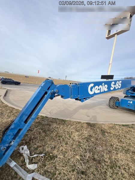 2016 GENIE S-85