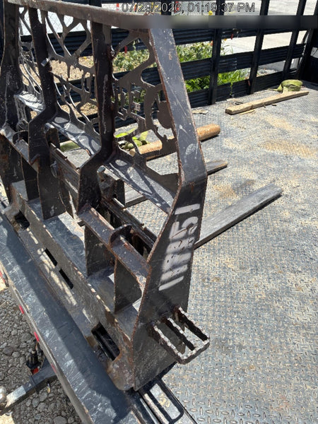 2020 PALADIN 48" Pallet Forks - Paladin