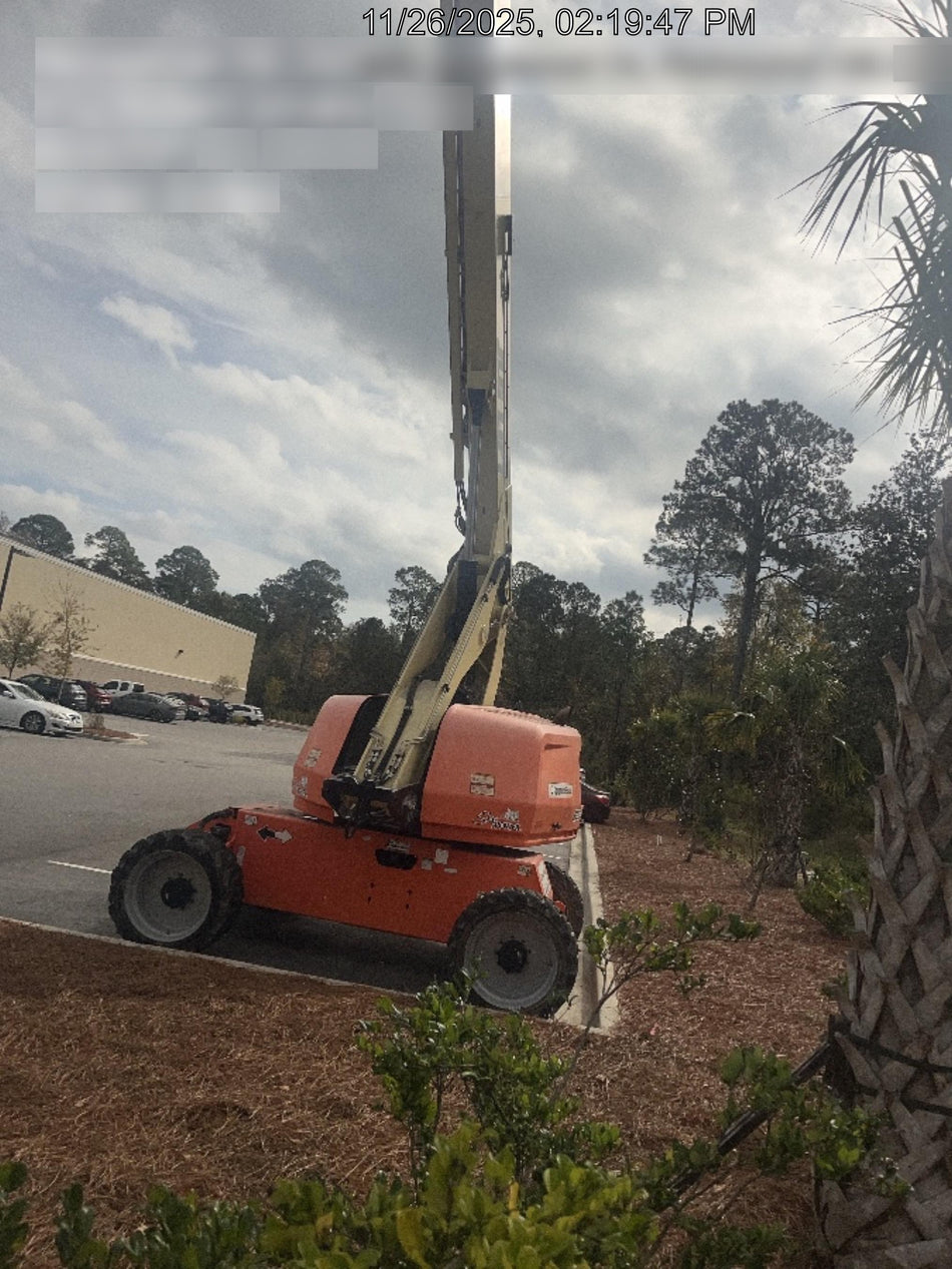 2020 JLG 660SJ